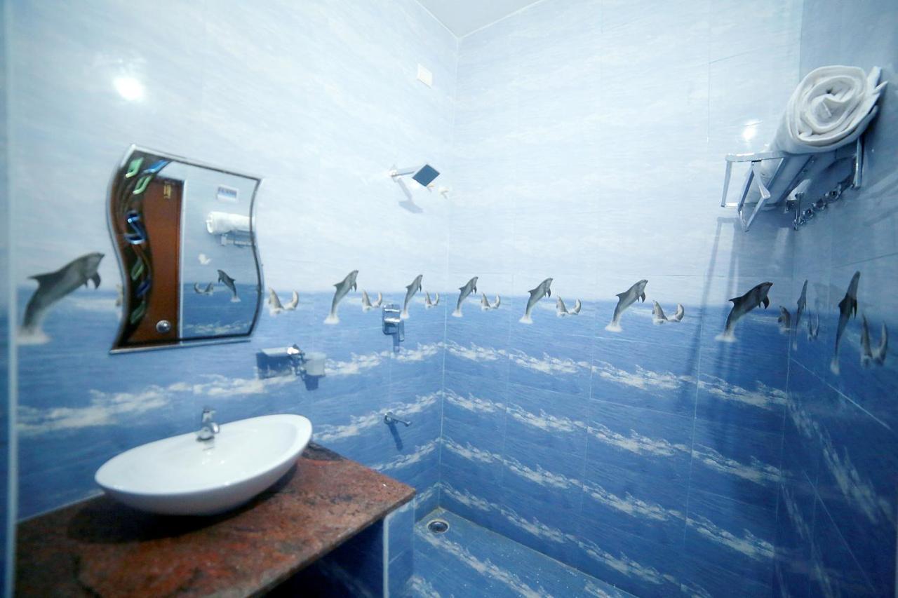 Sathvika Hotel 3*